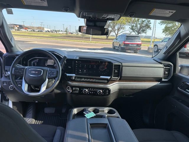 Used 2024 GMC Sierra 3500 SLE w/ SLE Value Package image 9