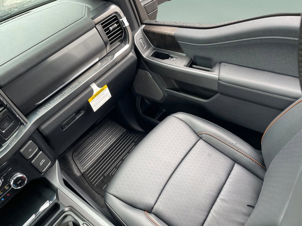 New 2026 Ford F350 Lariat w/ FX4 Off-Road Package image 14