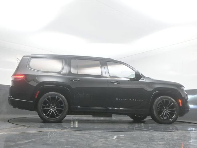 Used 2023 Jeep Grand Wagoneer Series III AWD/4WD image 55
