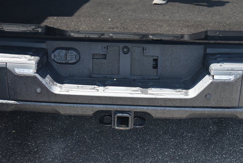 Used 2023 Toyota Tundra SR5 w/ SR5 Convenience Package AWD/4WD image 6