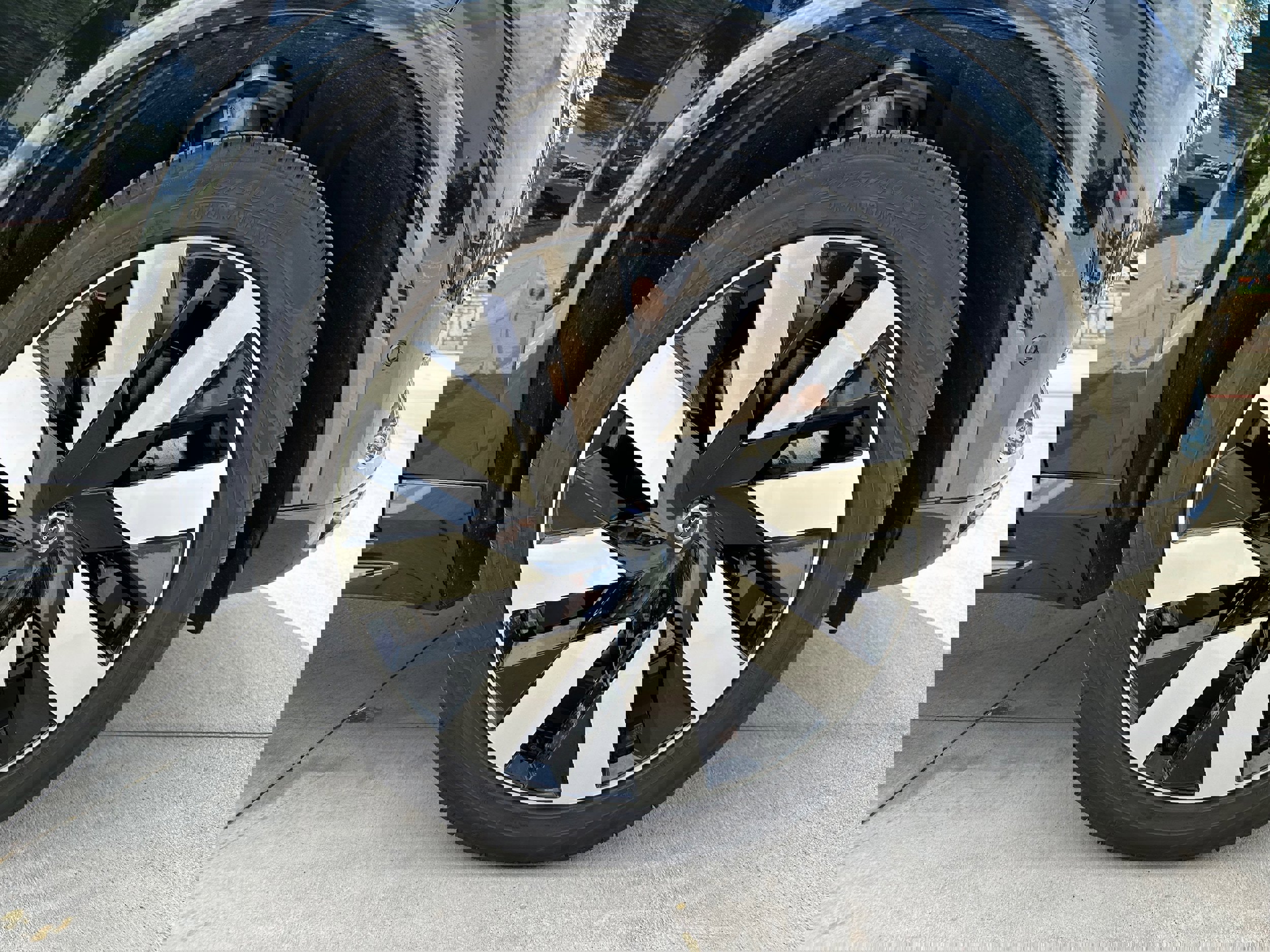 Certified 2024 Volvo XC90 T8 Ultimate image 9