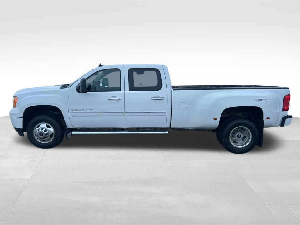 Used 2013 GMC Sierra 3500 Denali image 3