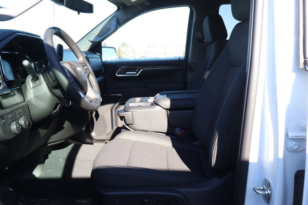 New 2026 Chevrolet Silverado 1500 LT w/ Z71 Off-Road Package AWD/4WD image 14