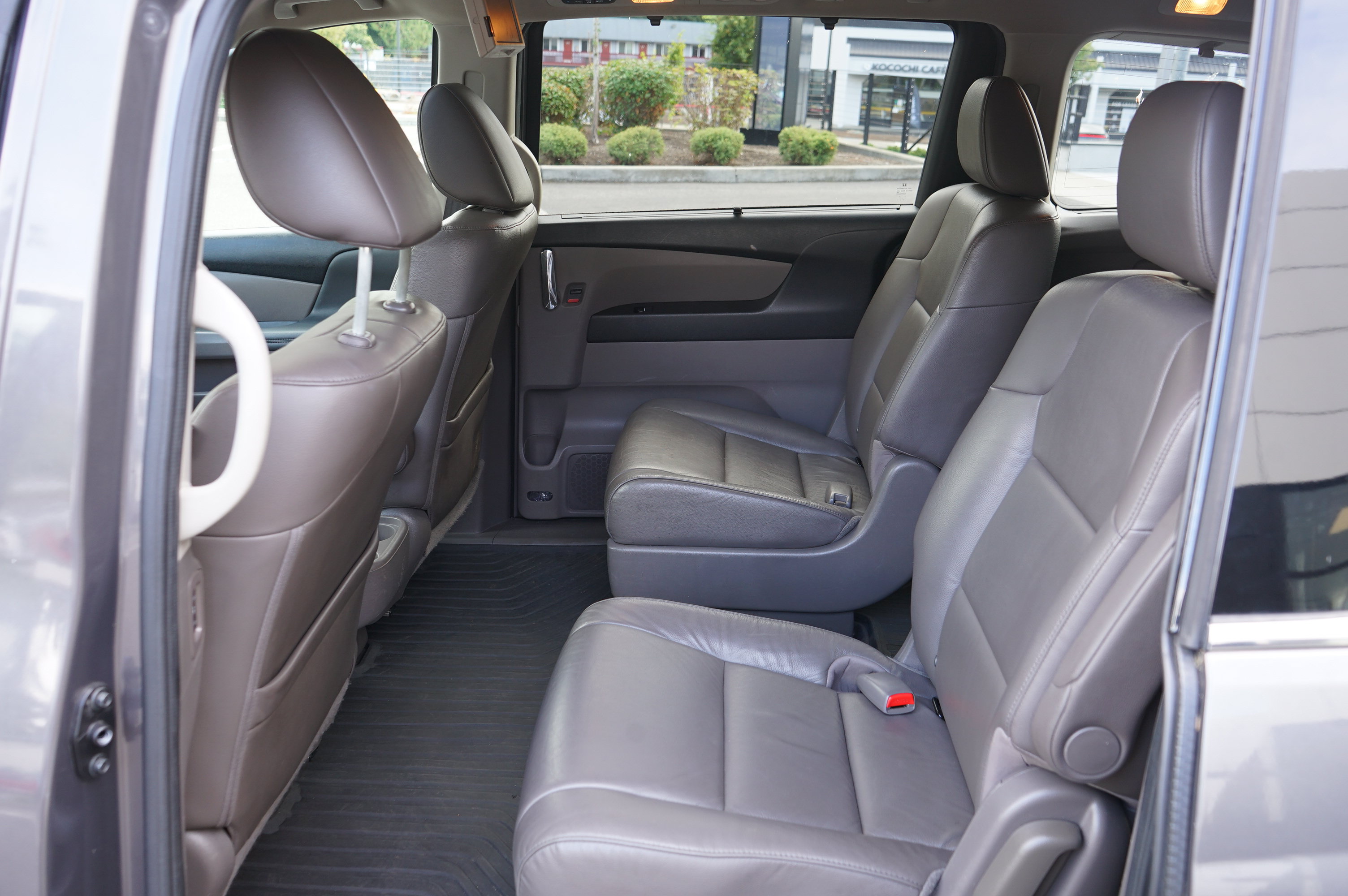 Used 2015 Honda Odyssey Touring Elite image 13