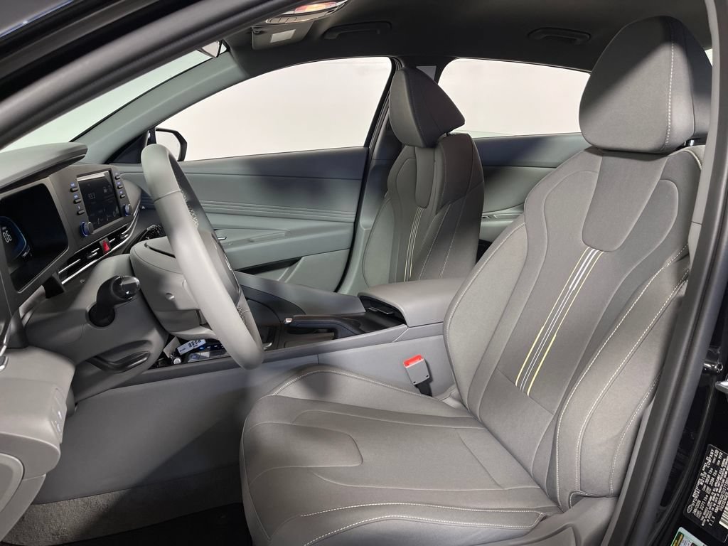 New 2026 Hyundai Elantra Sport FWD image 12