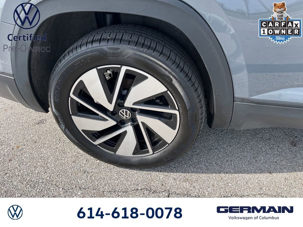 Used 2025 Volkswagen Atlas SE AWD/4WD image 15