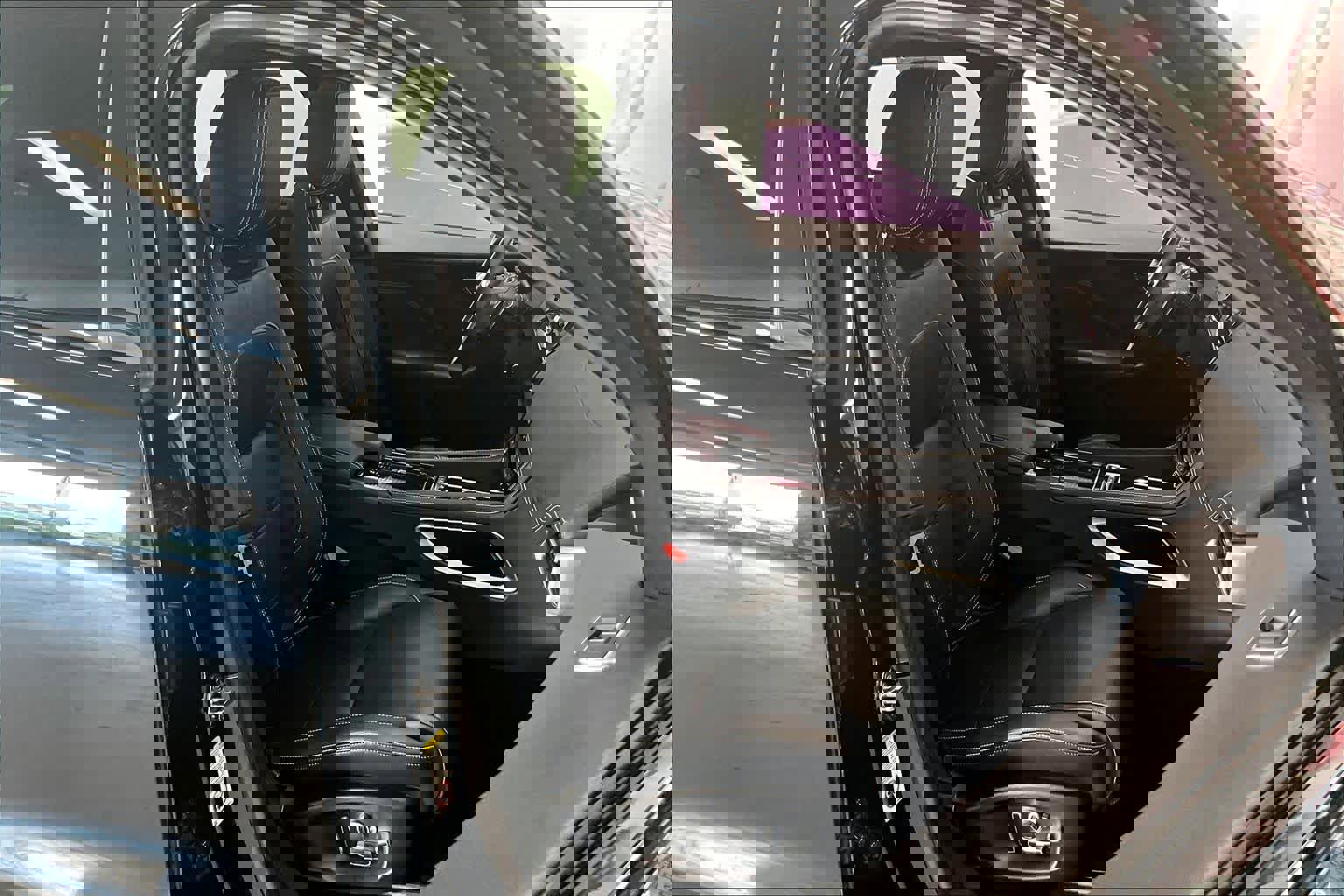 Used 2020 Jaguar F-PACE R-Sport image 11