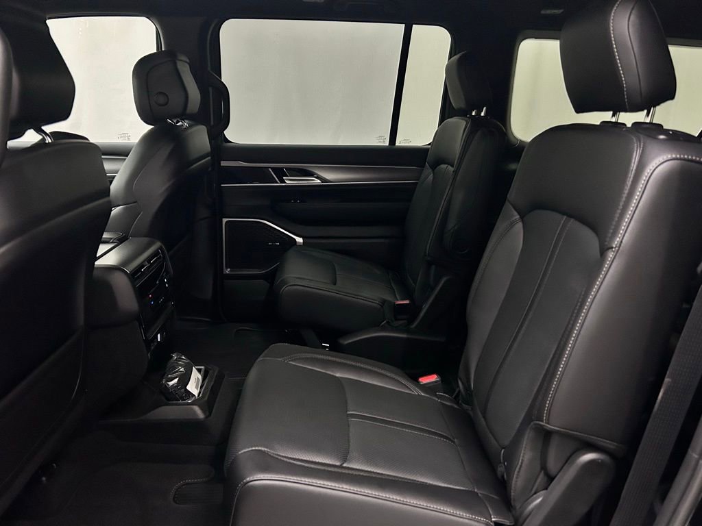 New 2026 Jeep Grand Wagoneer L 4WD image 12