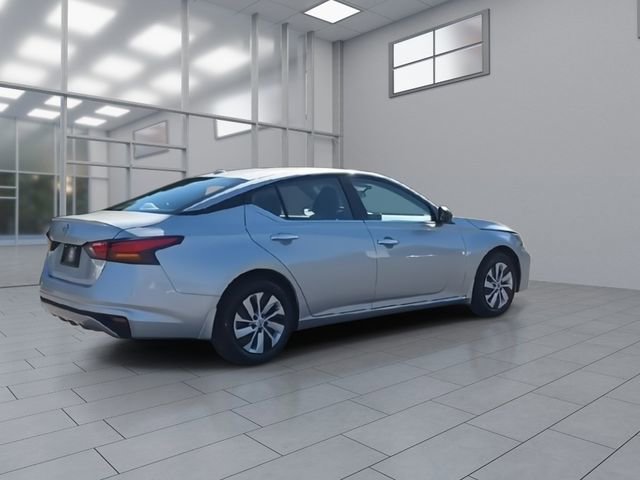 Certified 2025 Nissan Altima 2.5 S FWD image 8