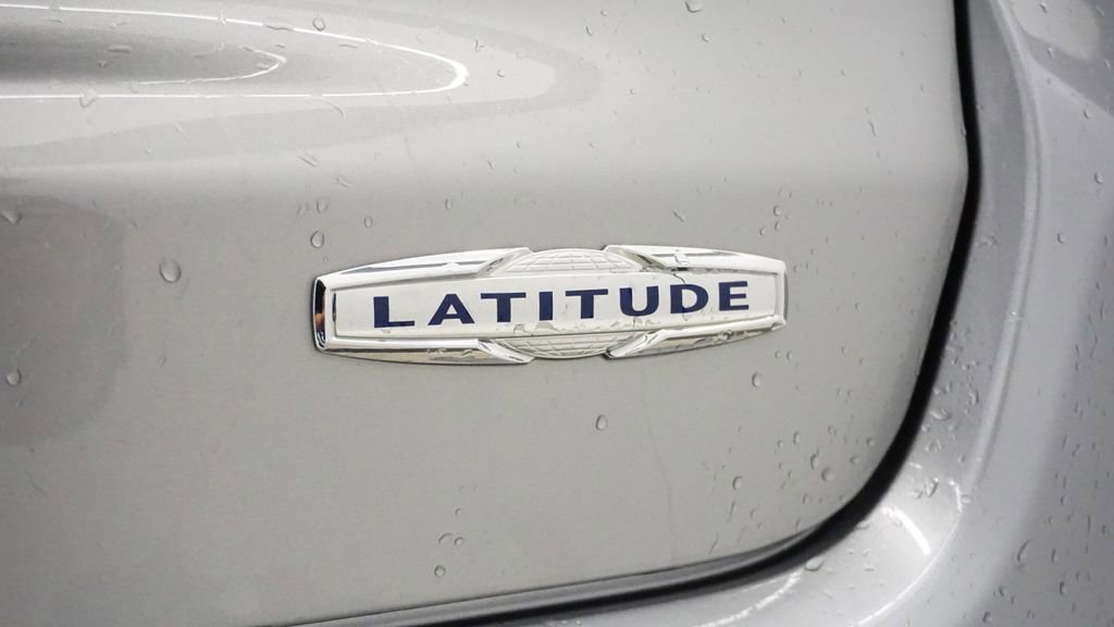 Certified 2022 Jeep Compass Latitude image 13