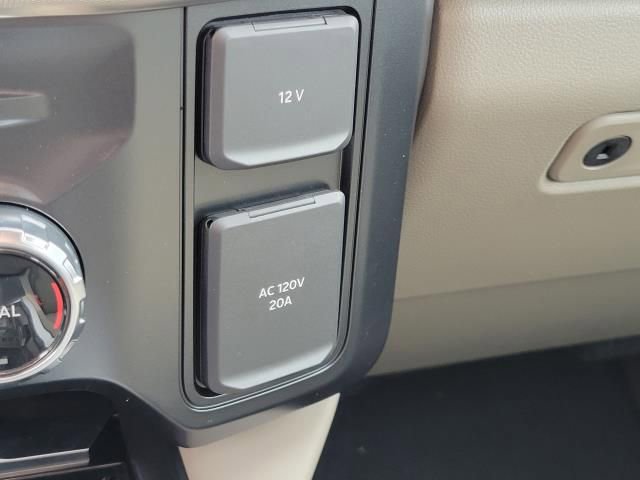 New 2026 Ford F350 4x4 Crew Cab Super Duty image 36