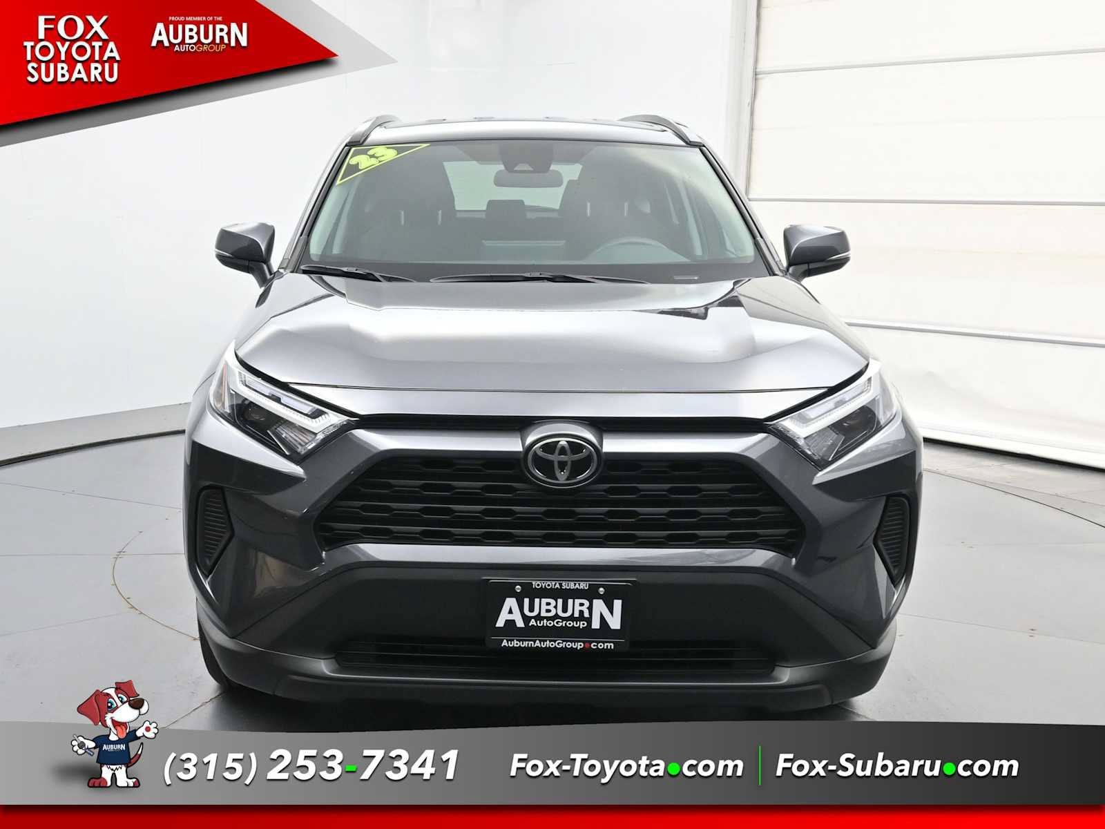 Used 2023 Toyota RAV4 XLE AWD/4WD image 3