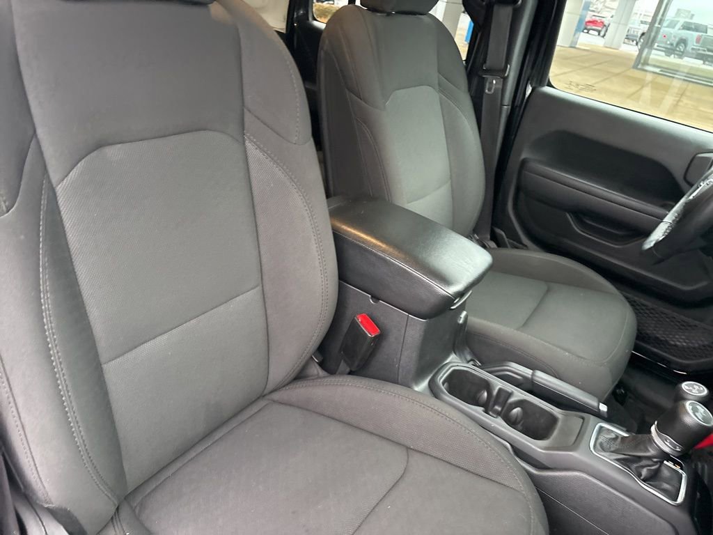 Used 2023 Jeep Wrangler Unlimited w/ Cold Weather Group image 24