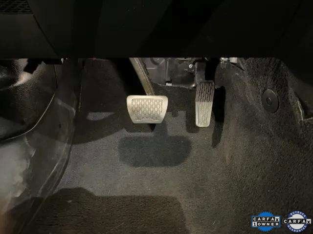 Used 2023 Jeep Wrangler Unlimited Sahara w/ Cold Weather Group image 34