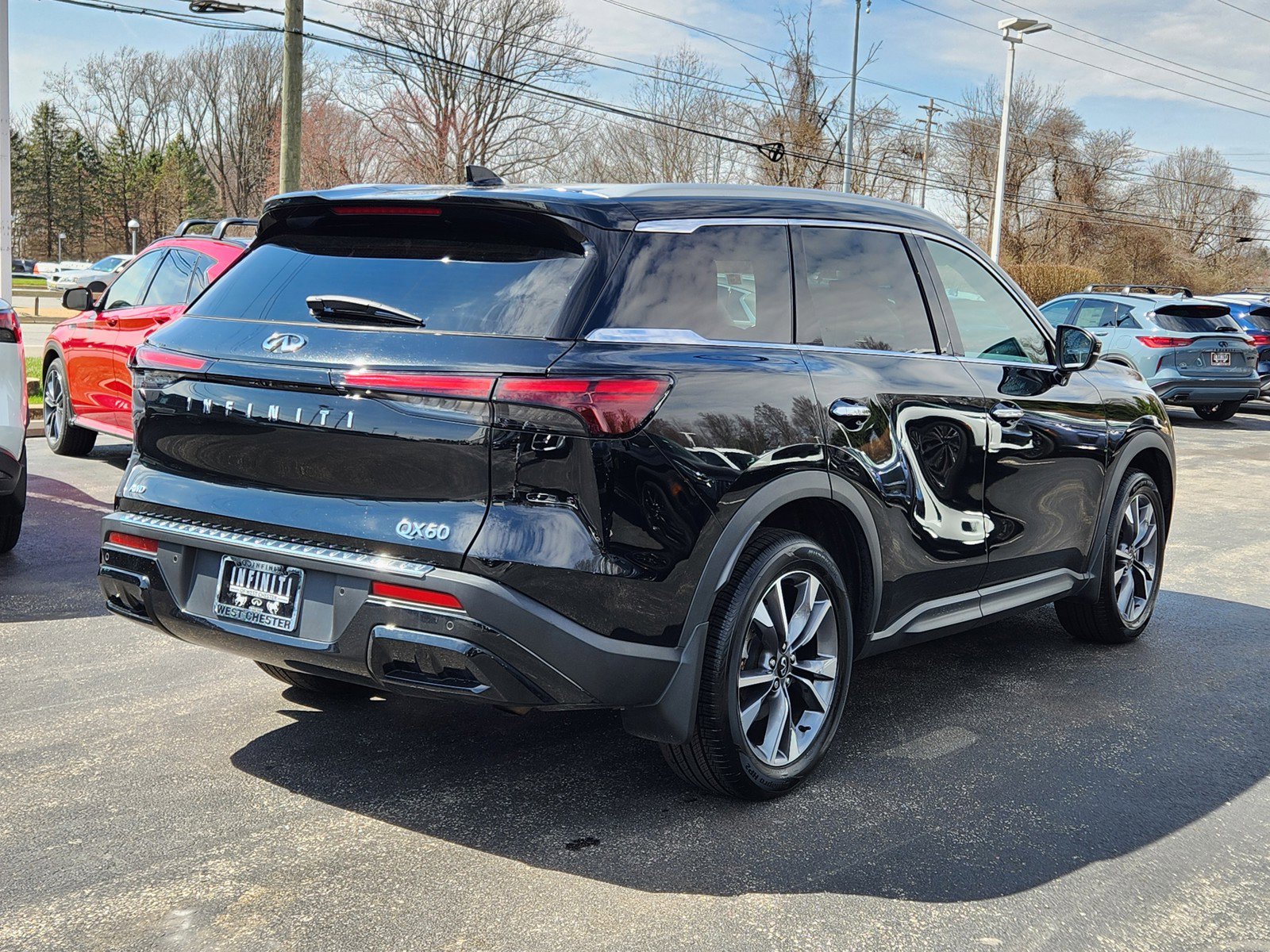 Used 2023 INFINITI QX60 Luxe w/ Cargo Package image 4