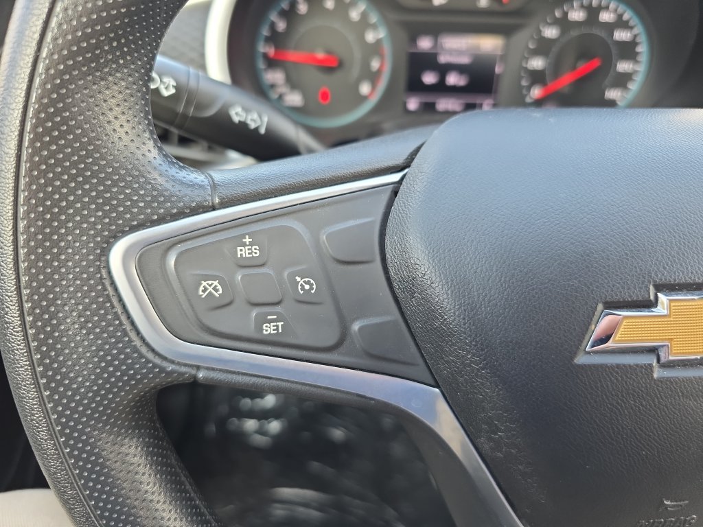 Used 2022 Chevrolet Malibu LT FWD image 16