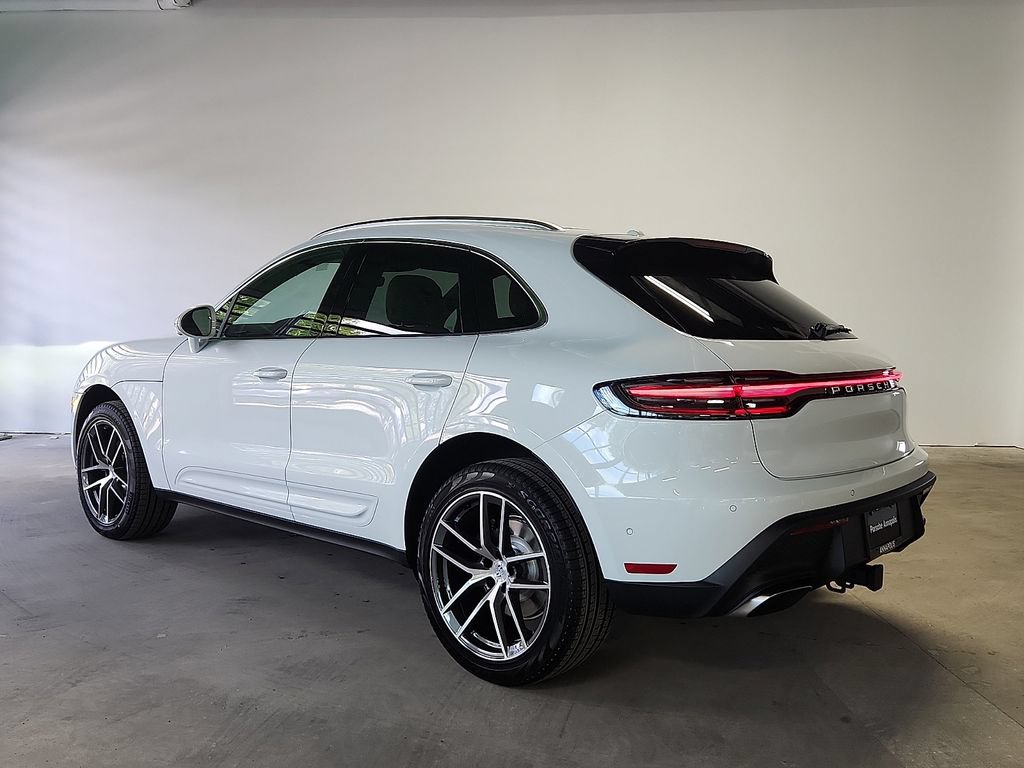 New 2026 Porsche Macan AWD/4WD image 3