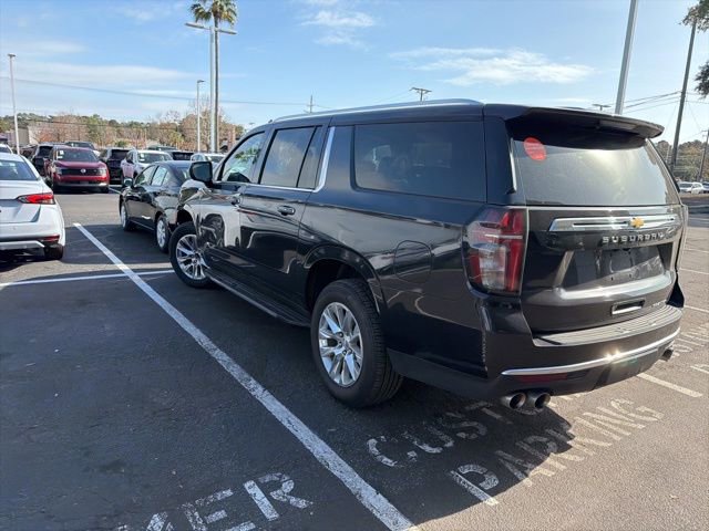 Used 2023 Chevrolet Suburban Premier image 8