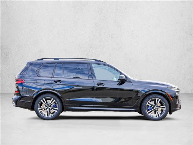 Used 2025 BMW X7 M60i AWD/4WD image 4