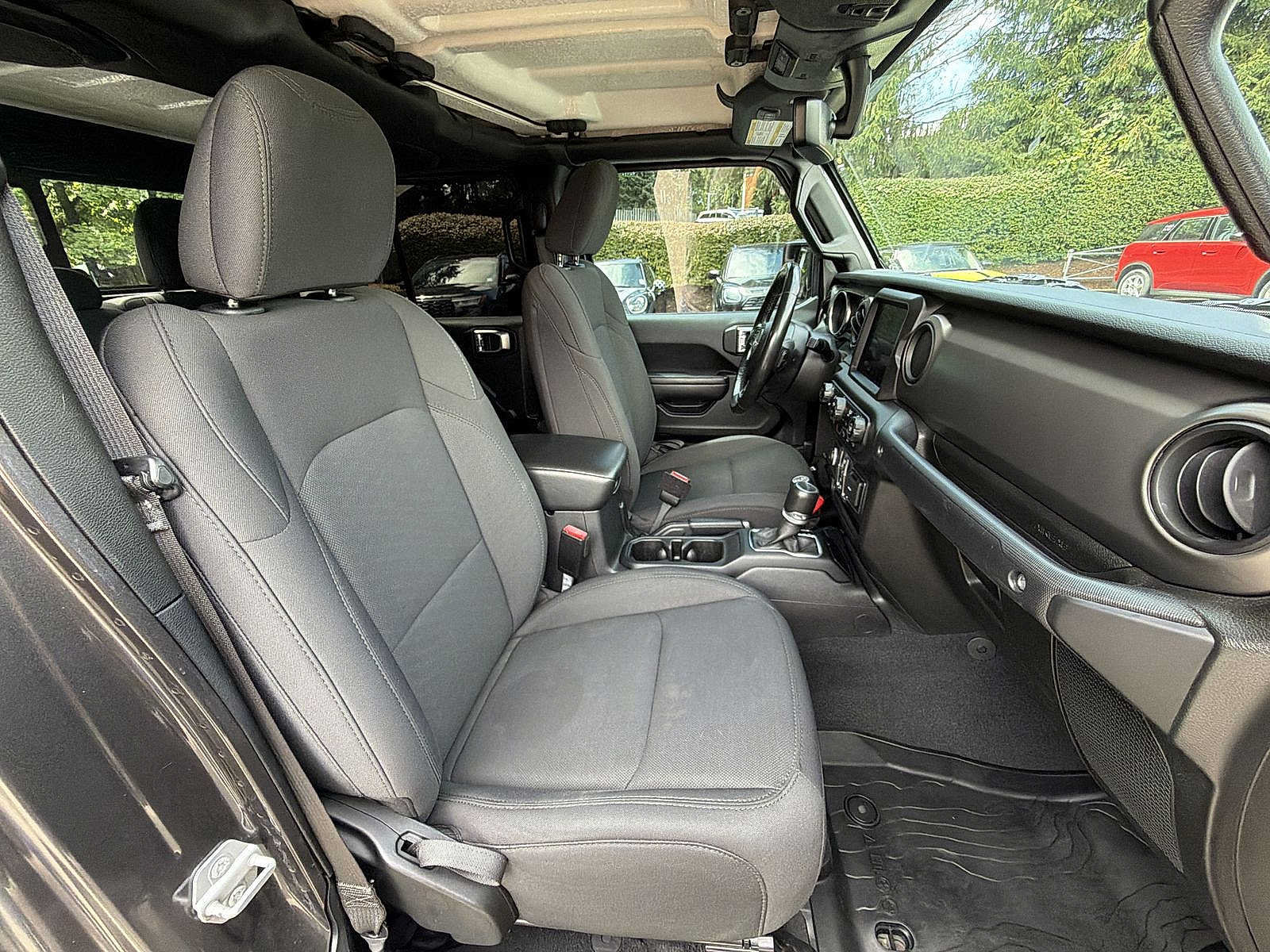 Used 2021 Jeep Gladiator Sport AWD/4WD image 22