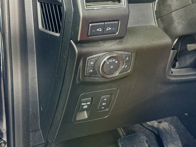 Used 2019 Ford F150 Lariat image 10