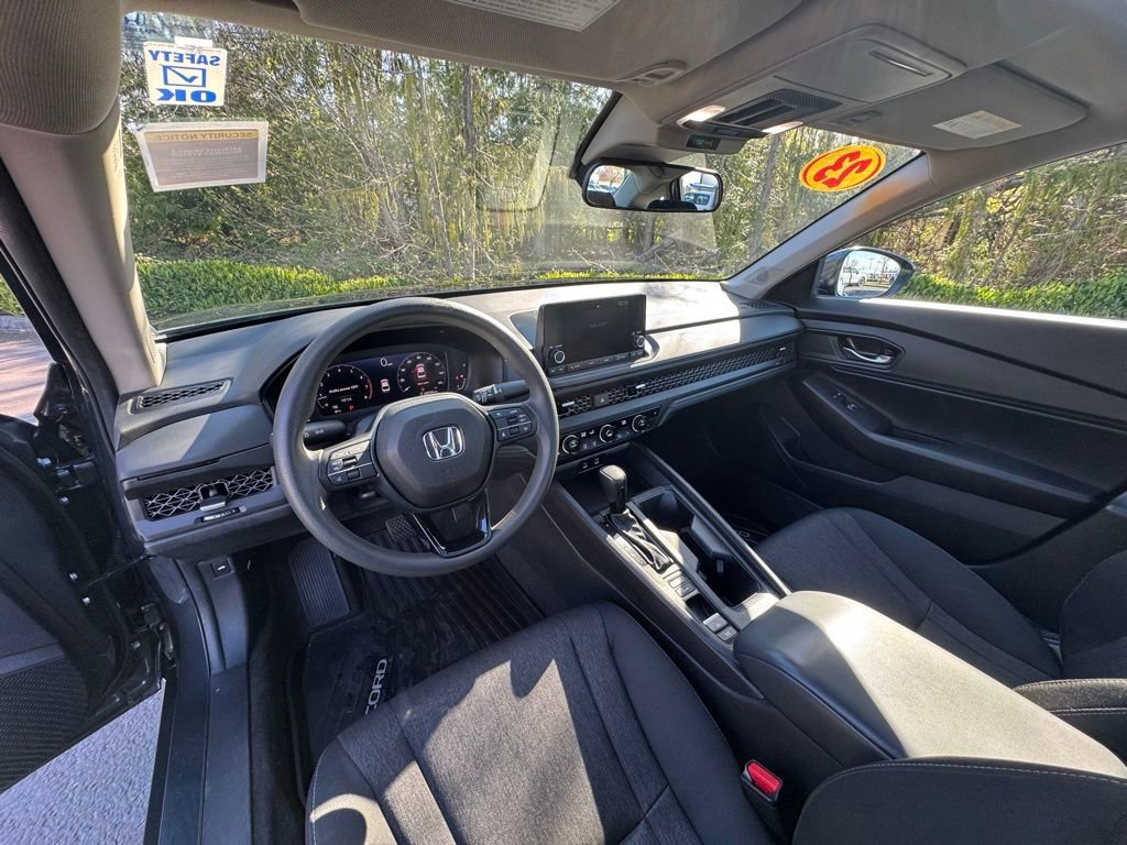 Certified 2023 Honda Accord EX image 7