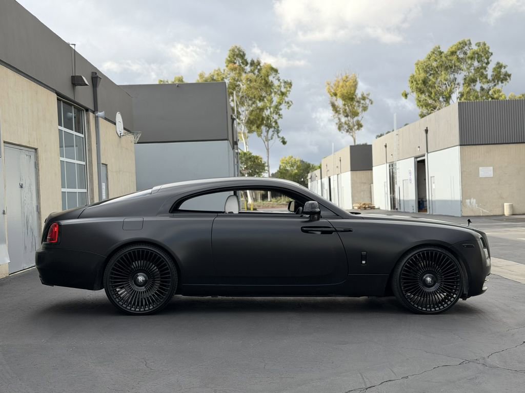 Used 2014 Rolls-Royce Wraith image 17
