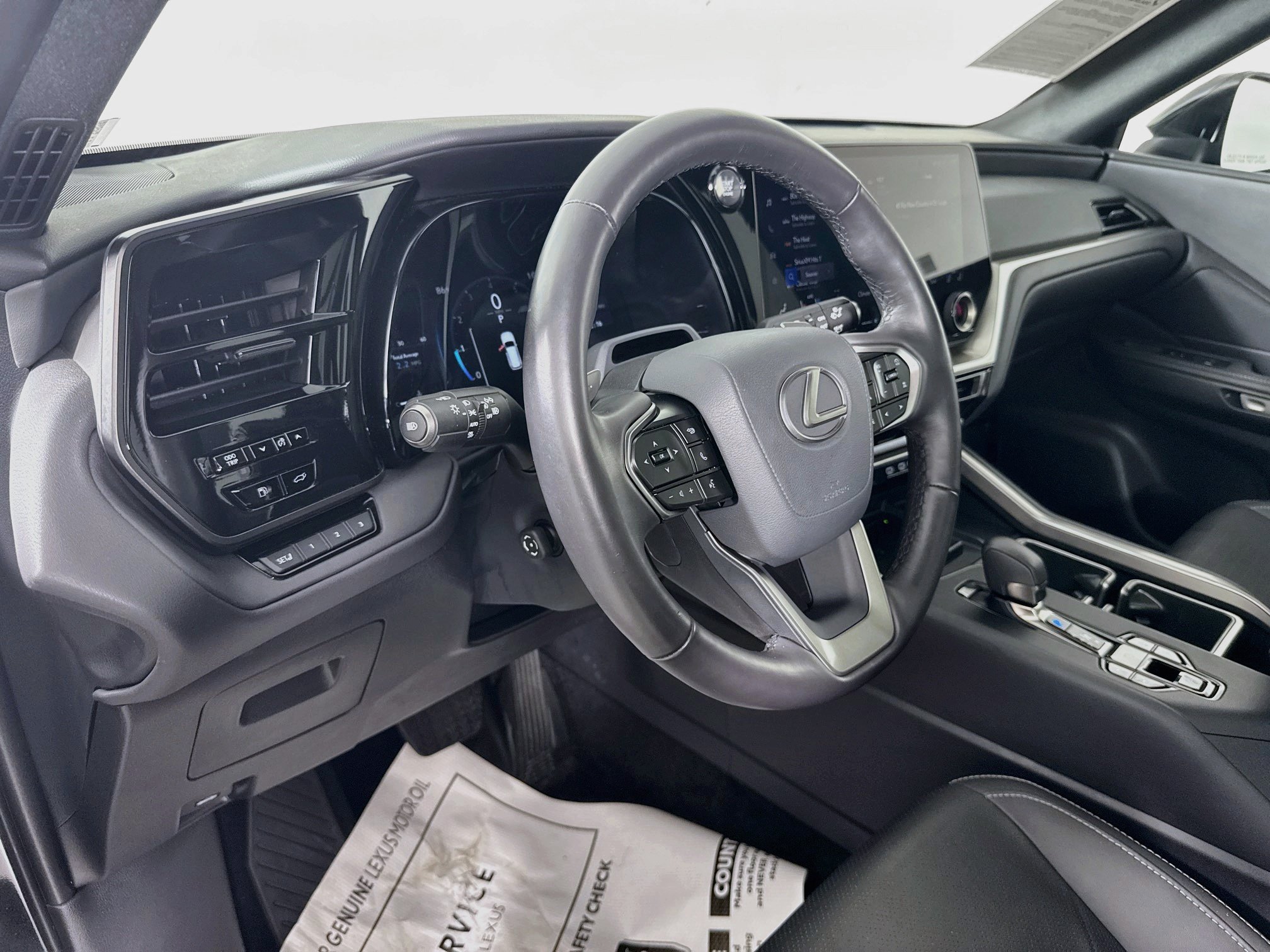 Certified 2025 Lexus TX 350 AWD w/ Technology Package image 9
