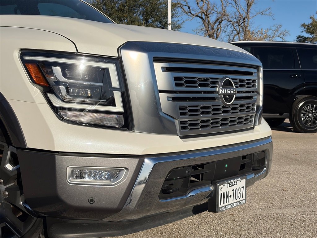 Used 2024 Nissan Titan Platinum Reserve w/ Moonroof Package image 3
