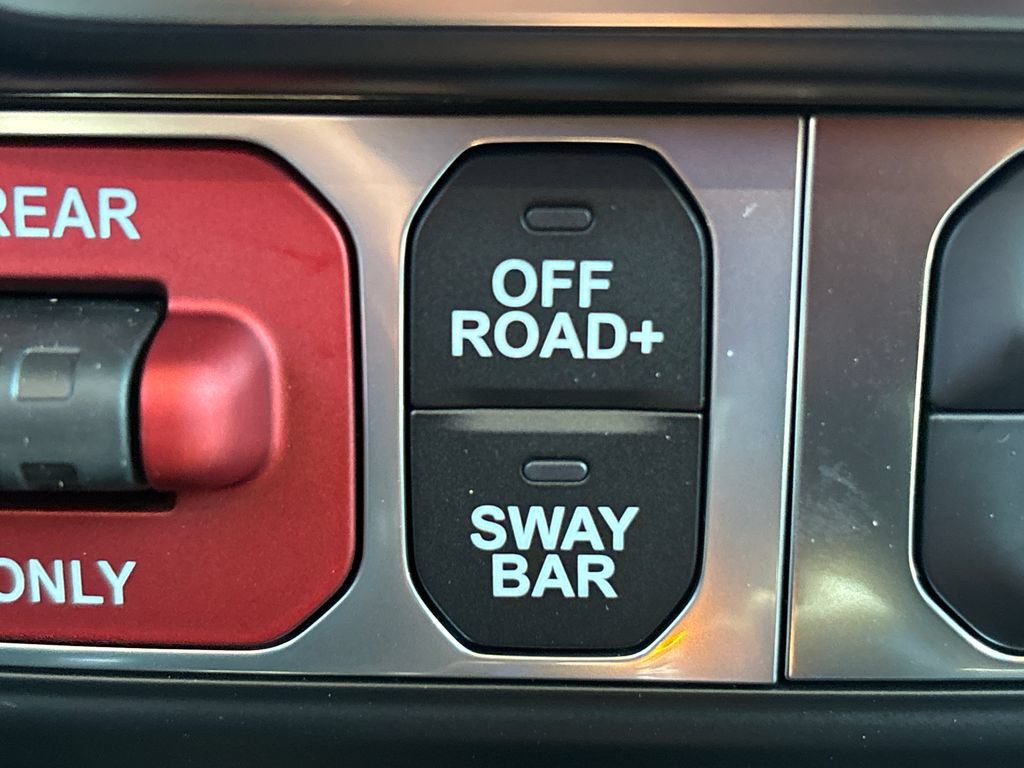 New 2026 Jeep Gladiator Rubicon w/ Steel Power Dome Hood Package AWD/4WD image 41