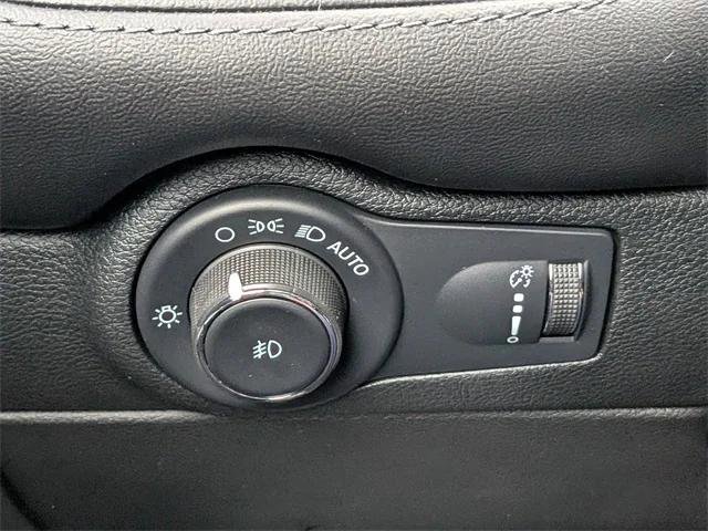 Certified 2022 Dodge Durango GT image 24