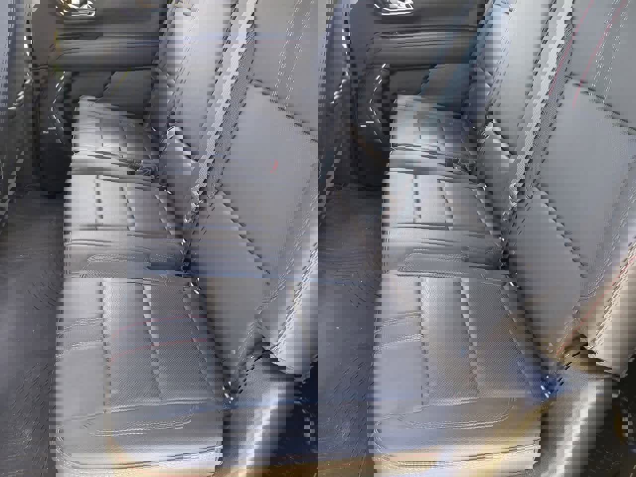 Used 2021 Chevrolet Suburban RST image 20