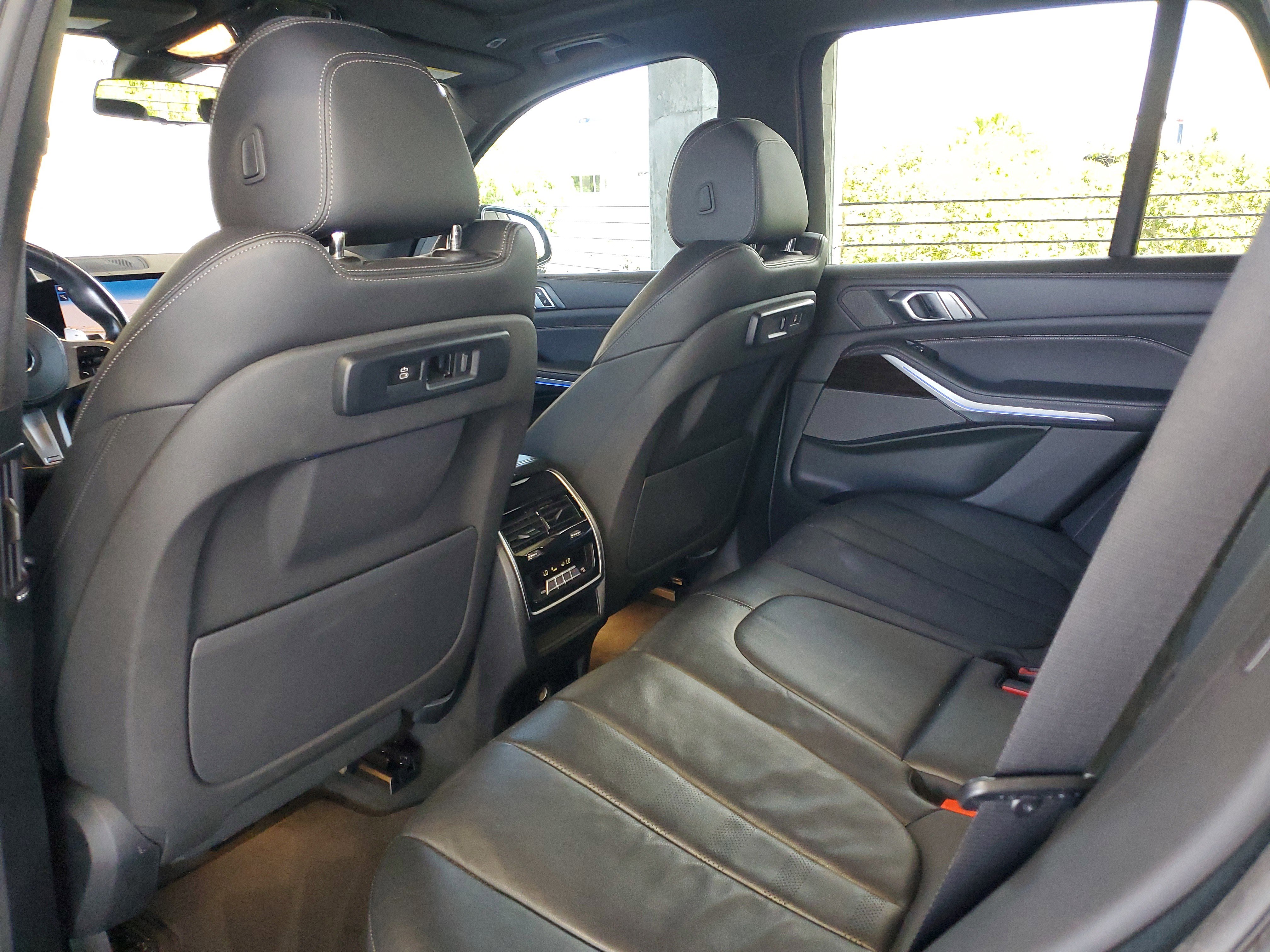 Used 2020 BMW X5 sDrive40i w/ M Sport Package RWD image 10