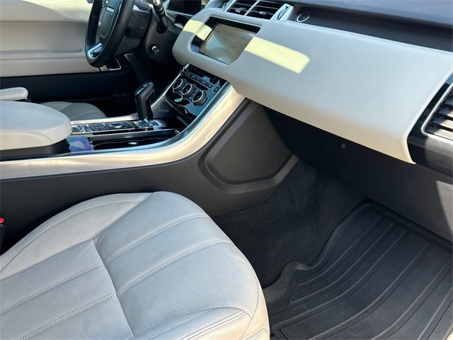 Used 2017 Land Rover Range Rover Sport HSE image 30