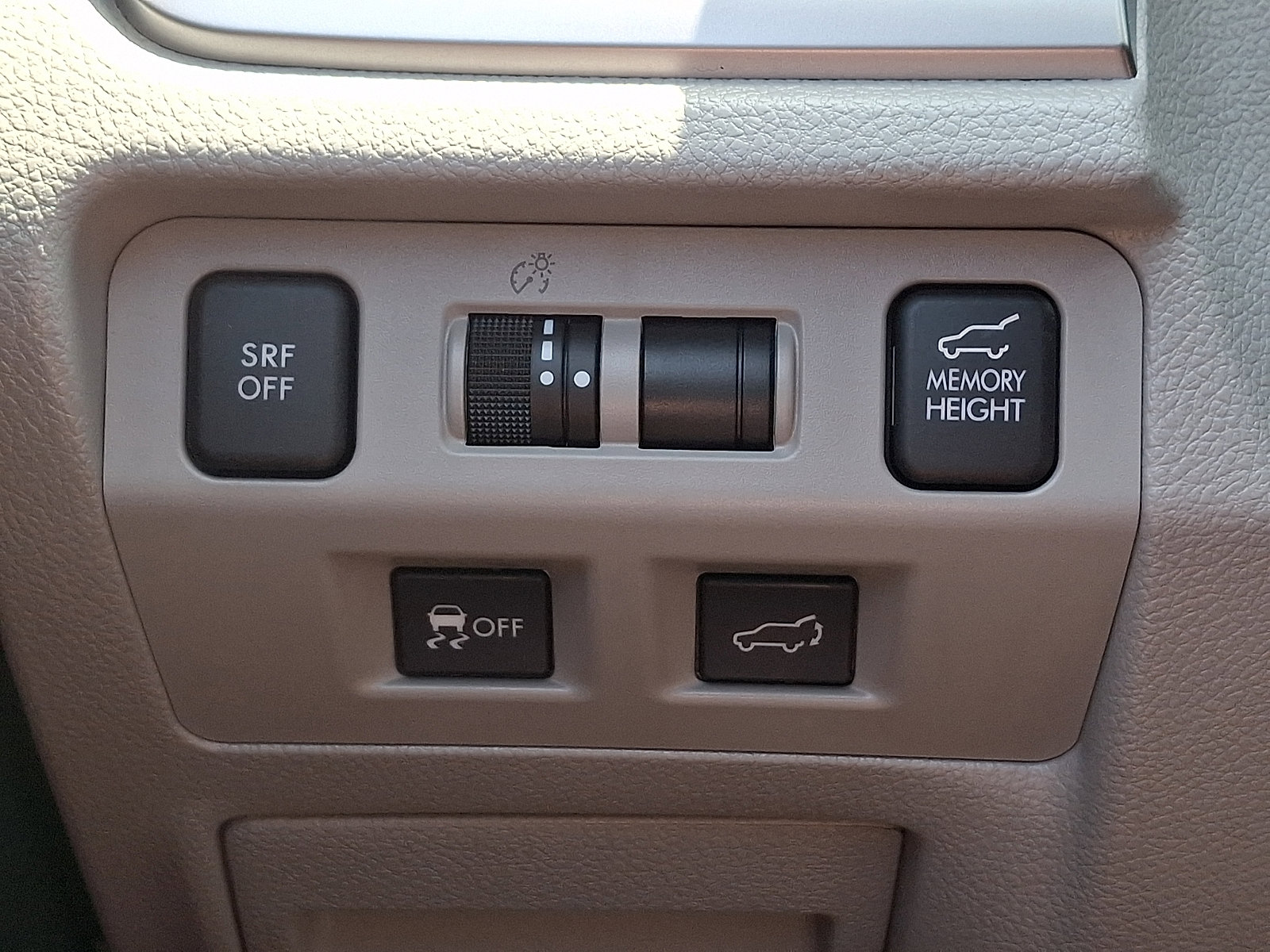Used 2016 Subaru Forester 2.5i Touring w/ Eyesight & Navigation System AWD/4WD image 24