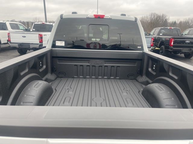 New 2026 Ford F350 Lariat w/ Black Appearance Package AWD/4WD image 4