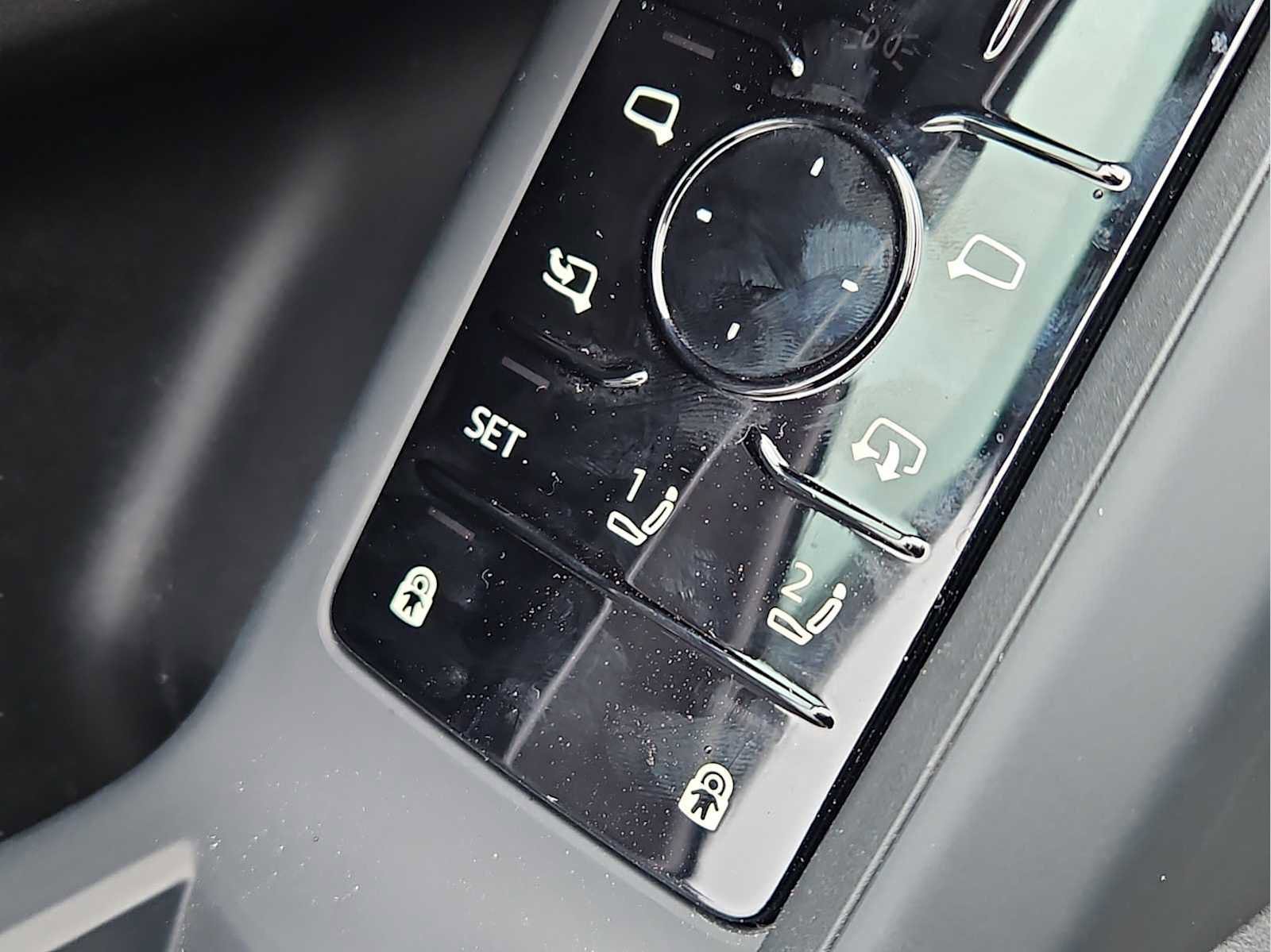 New 2026 Audi SQ5 Premium Plus image 7