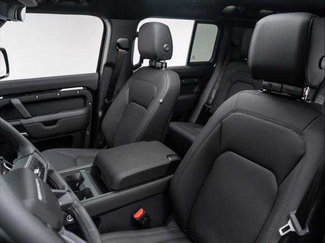 New 2026 Land Rover Defender 110 X-Dynamic SE AWD/4WD image 14