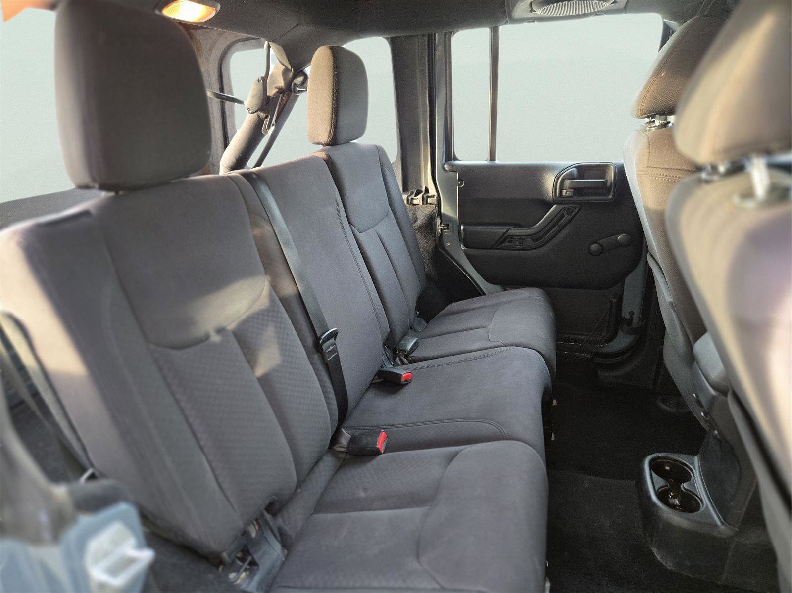 Used 2014 Jeep Wrangler Unlimited Sport w/ Connectivity Group image 32