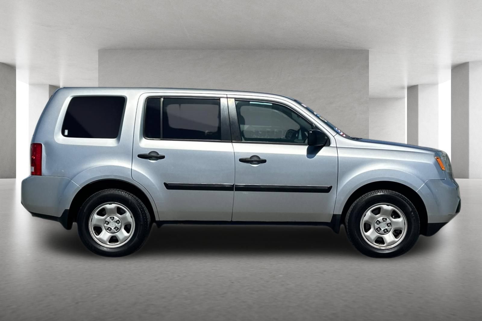 Used 2013 Honda Pilot LX image 3