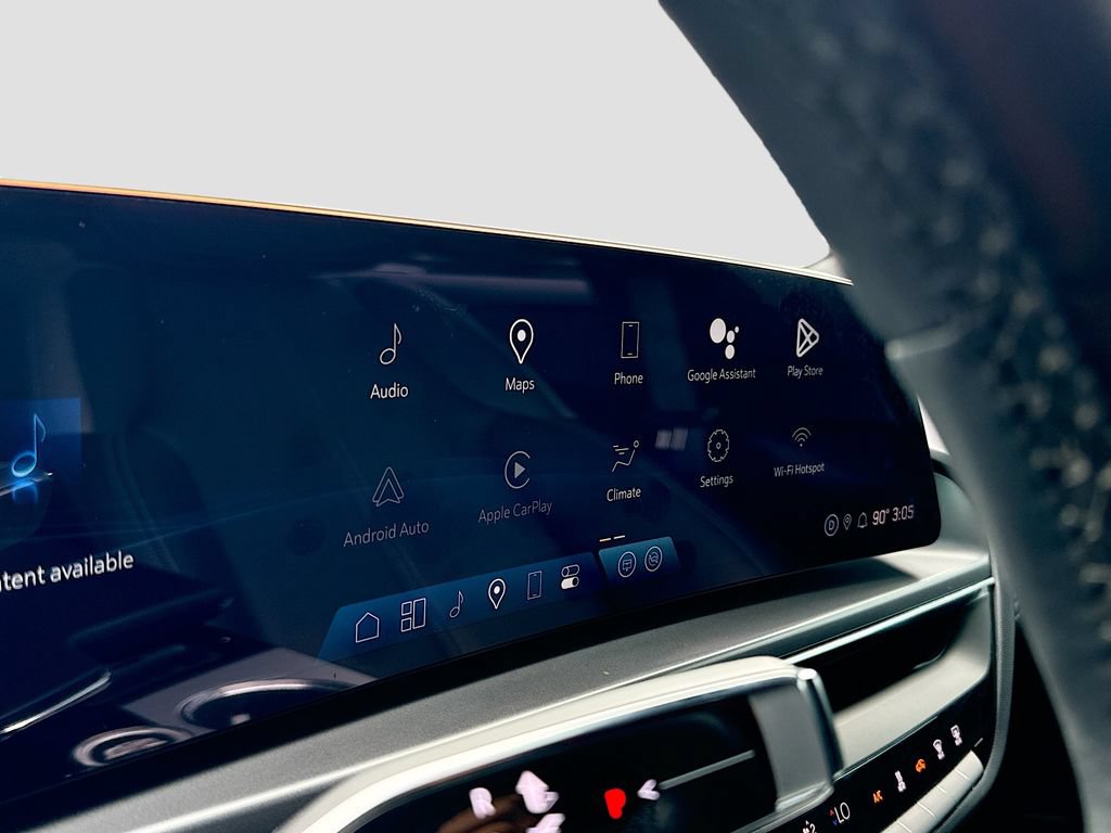 Used 2024 Cadillac Lyriq Tech RWD image 14