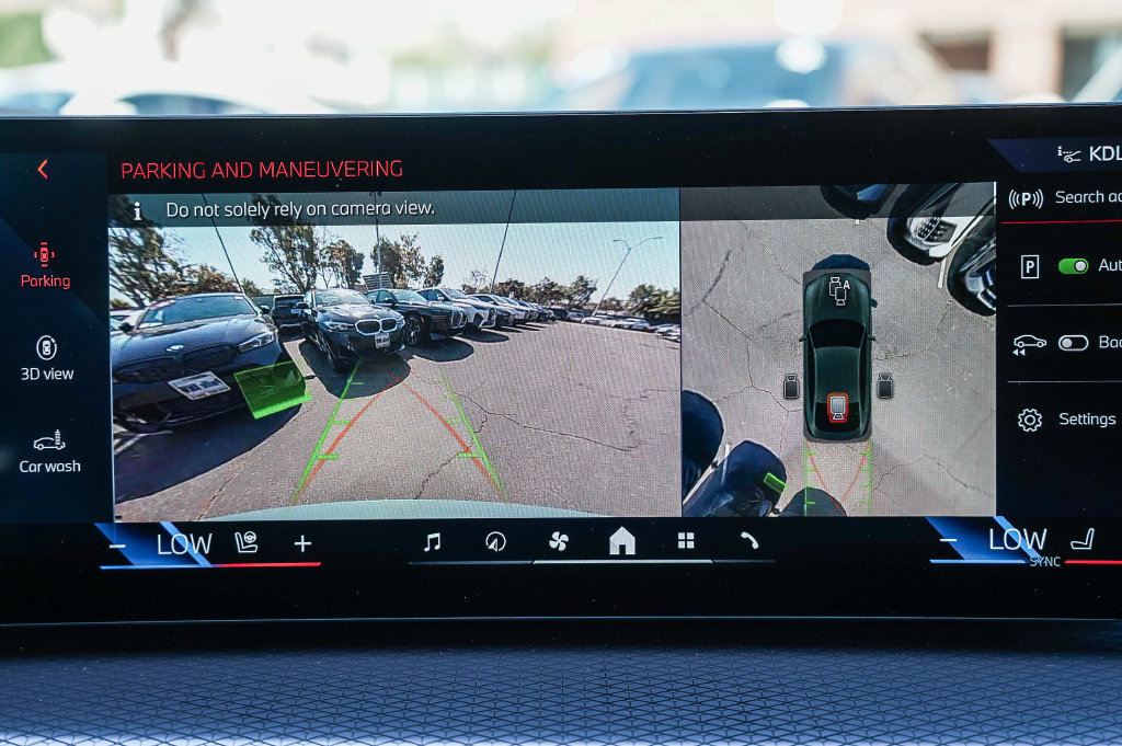 Certified 2025 BMW i4 xDrive40i AWD/4WD image 23