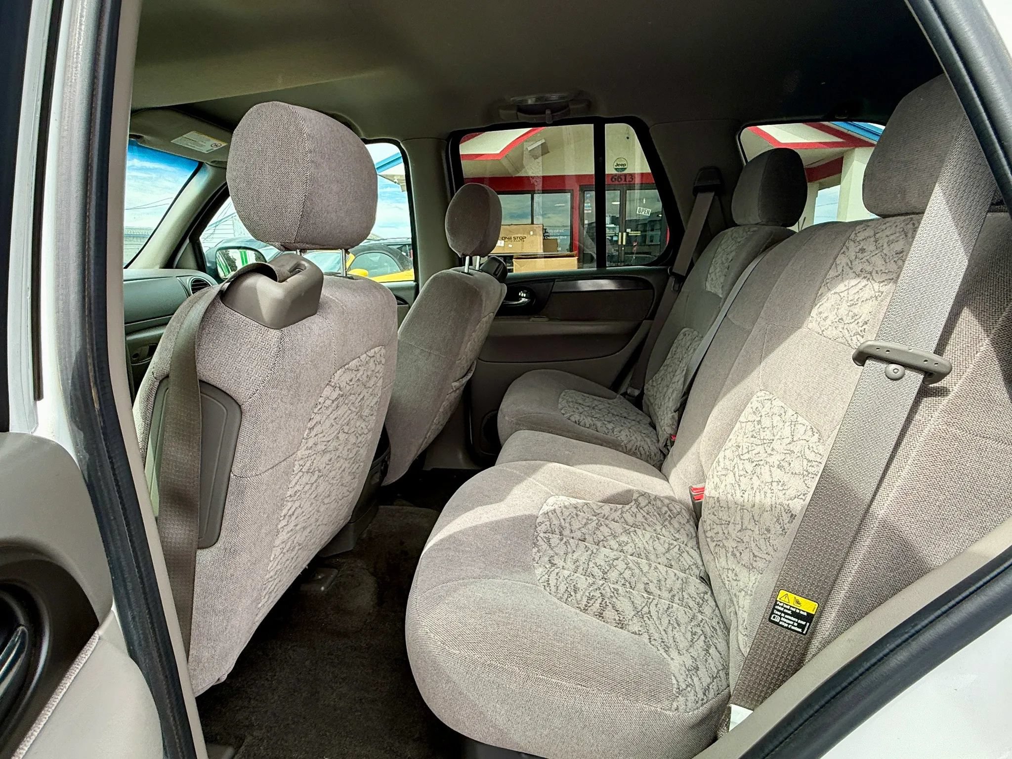 Used 2003 GMC Envoy SLE AWD/4WD image 12