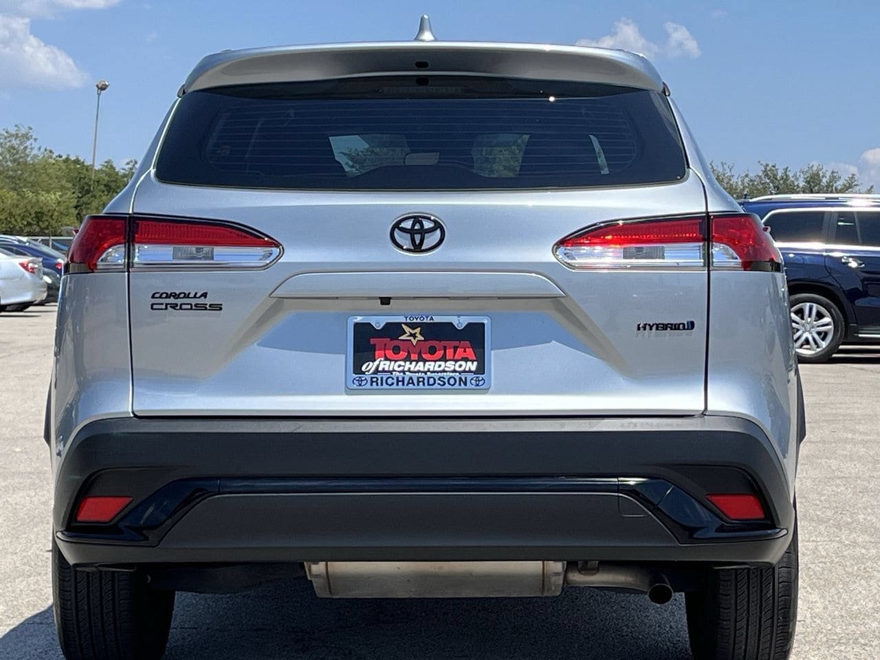 Used 2023 Toyota Corolla Cross AWD Hybrid image 5