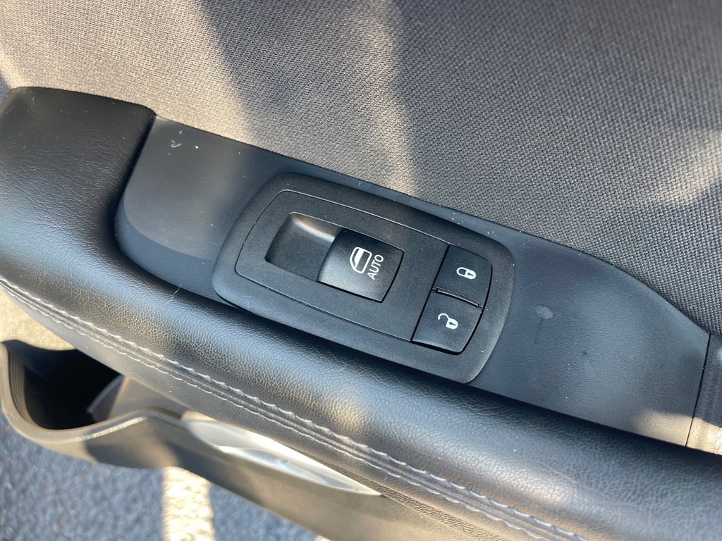 Used 2023 Dodge Challenger R/T image 20