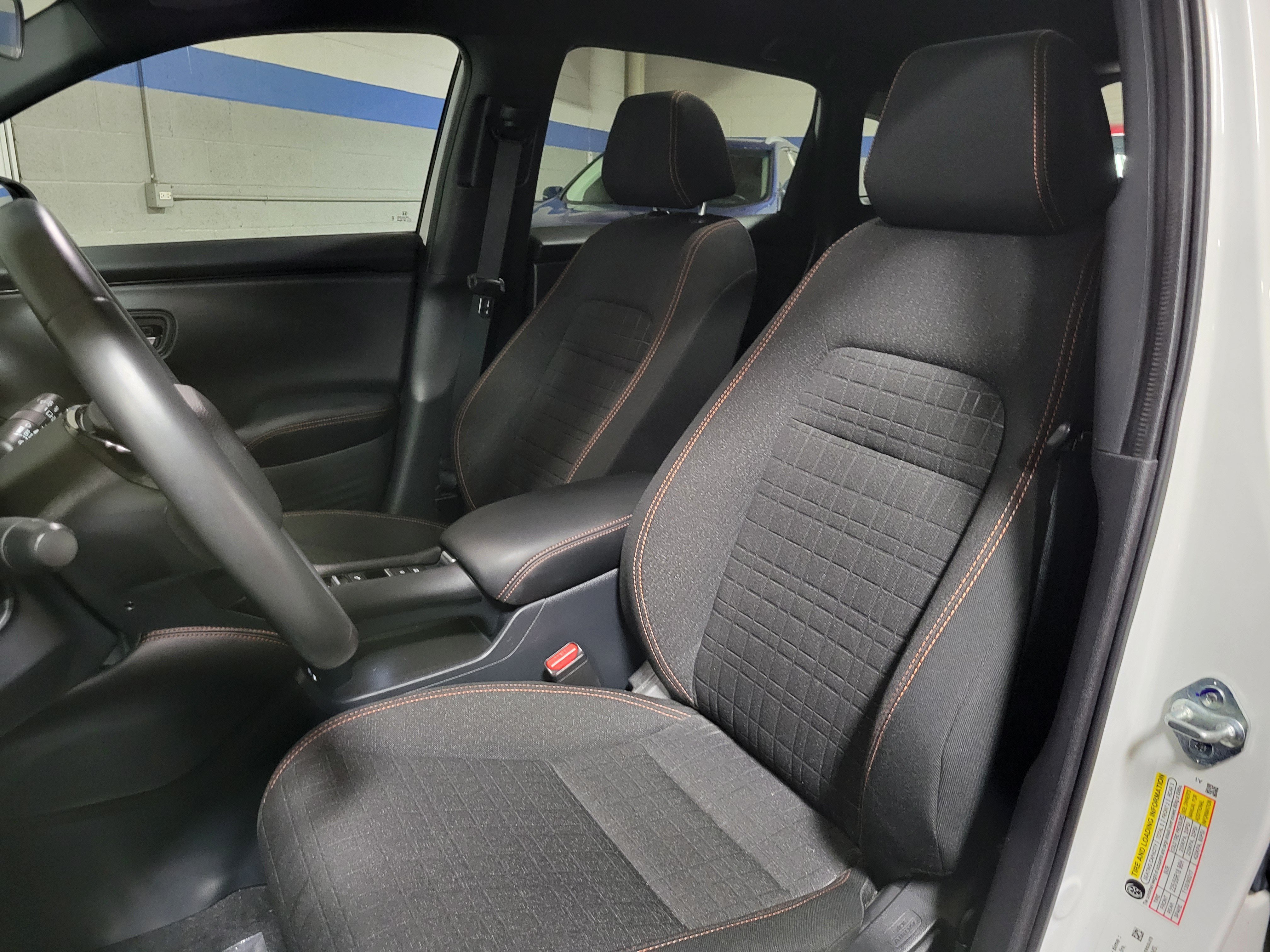 Used 2025 Honda HR-V Sport image 15