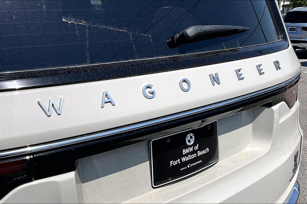 Used 2022 Jeep Wagoneer Series III image 27