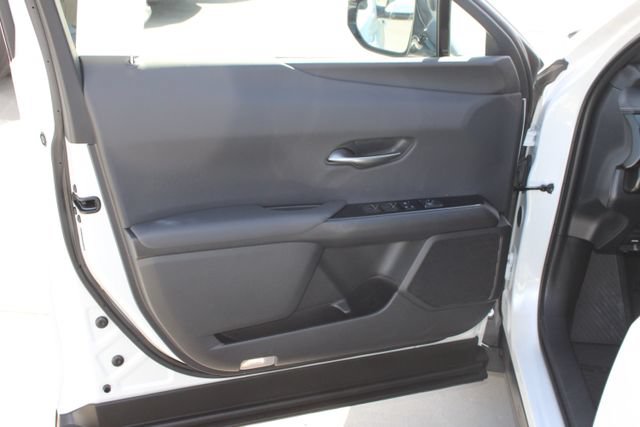 Certified 2024 Lexus UX 250h FWD image 11