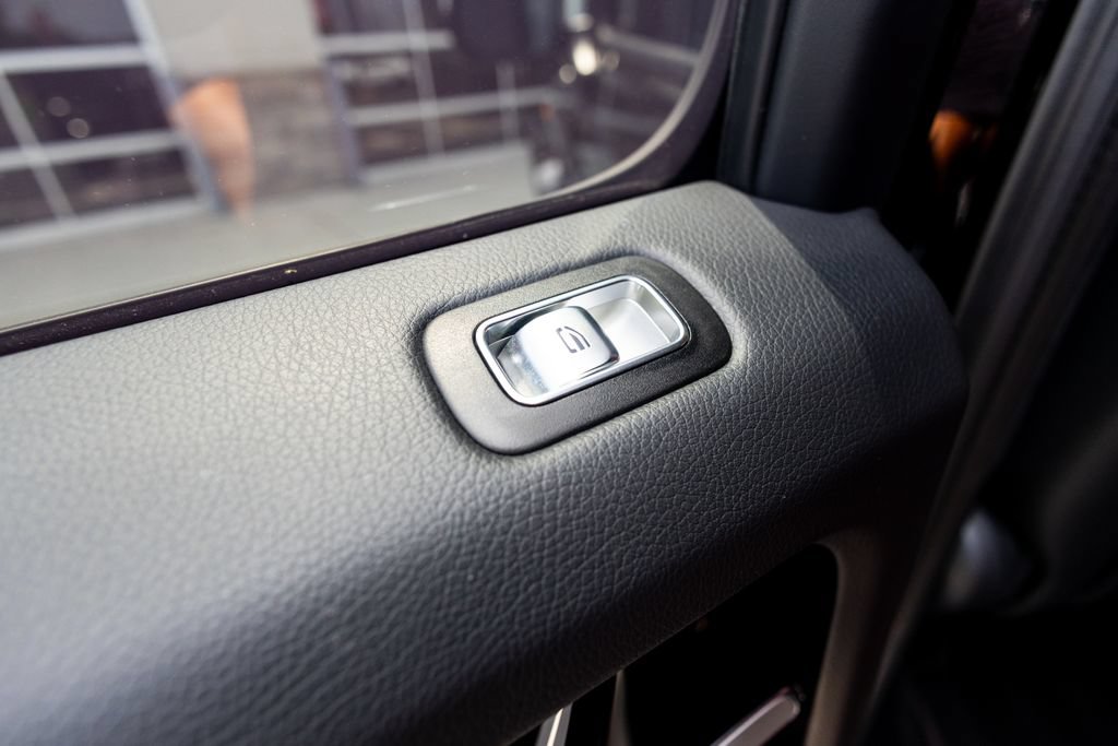 Used 2025 Mercedes-Benz G 550 image 49