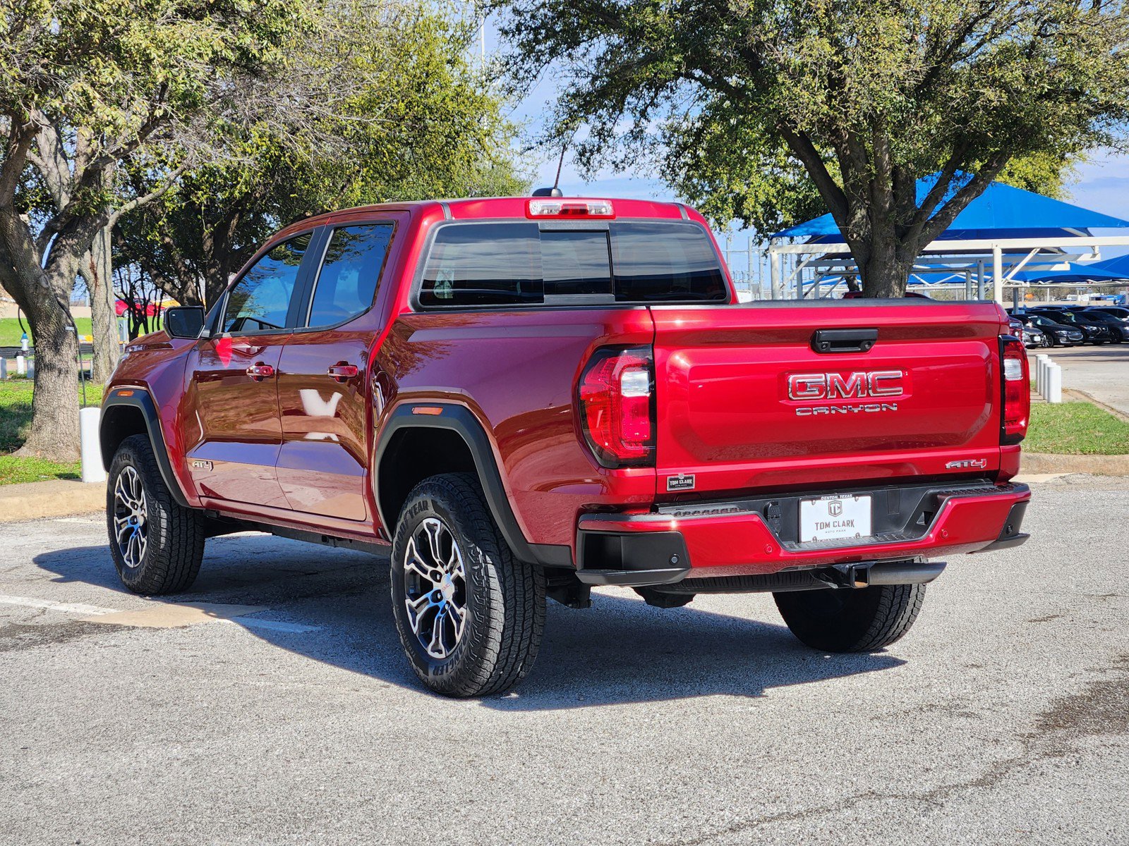 Certified 2024 GMC Canyon AT4 w/ AT4 Premium Package image 4
